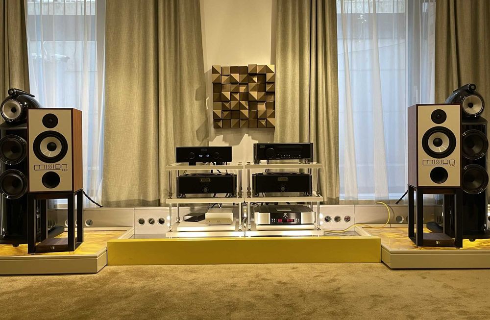 Boxe clelebre Mission 770 superbe, ca noi