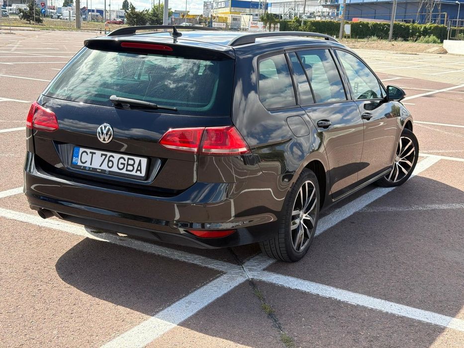 Volkswagen Golf VII dotări premium pachet CUP