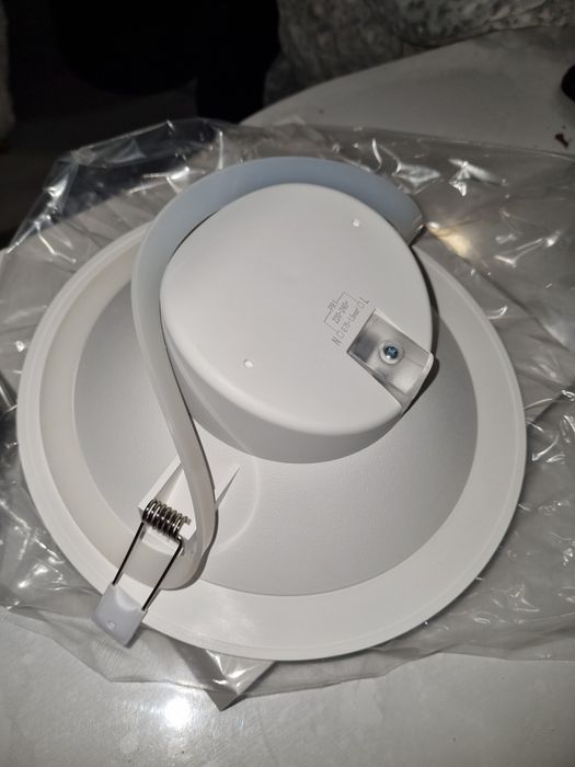 Aplici  tip led pentru tavane, arcade etc  24 buc