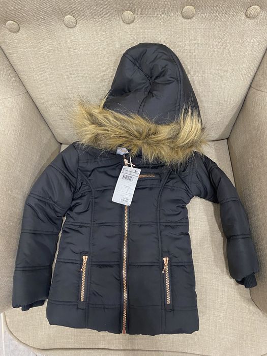 Продам детскую зимнюю куртку