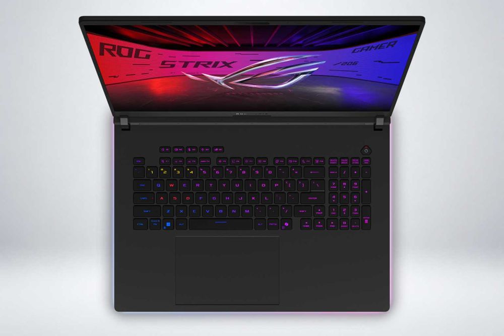 ASUS ROG Strix SCAR 18/ Ultra 9 / 32GB/ 2TB / RTX5090 24GB/ 2.5K 240Hz