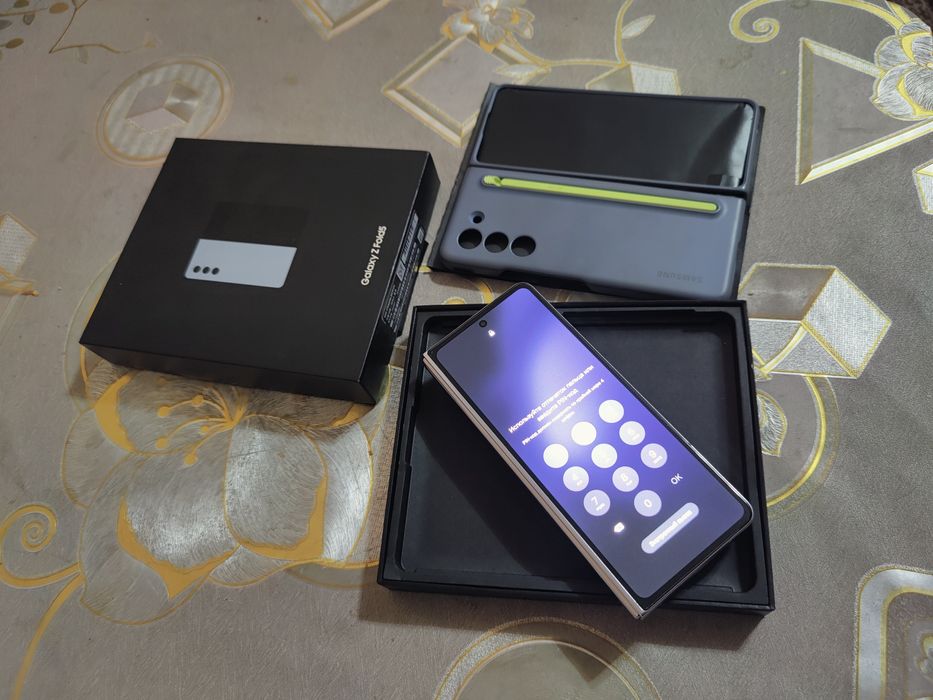 Samsung galaxy z fold 5