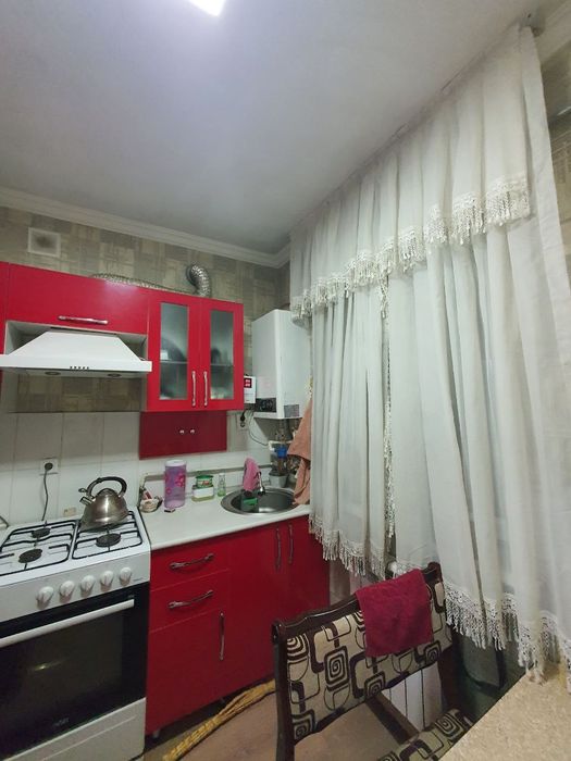 Sergeli 3 bekat 3 xona shoshilib qolilar..