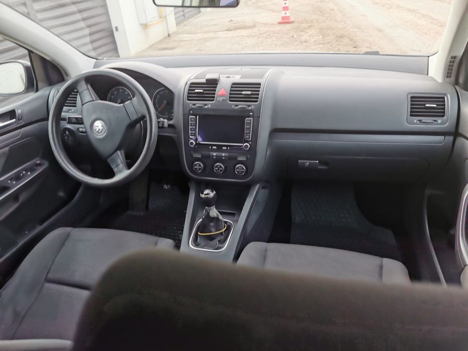 Volkswagen Golf 5 Benzina