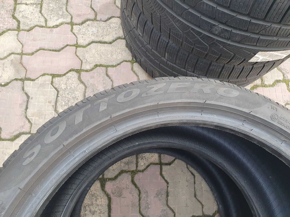 255 40 20 cu 285 35 20,,PIRELLI SOTTO ZERO