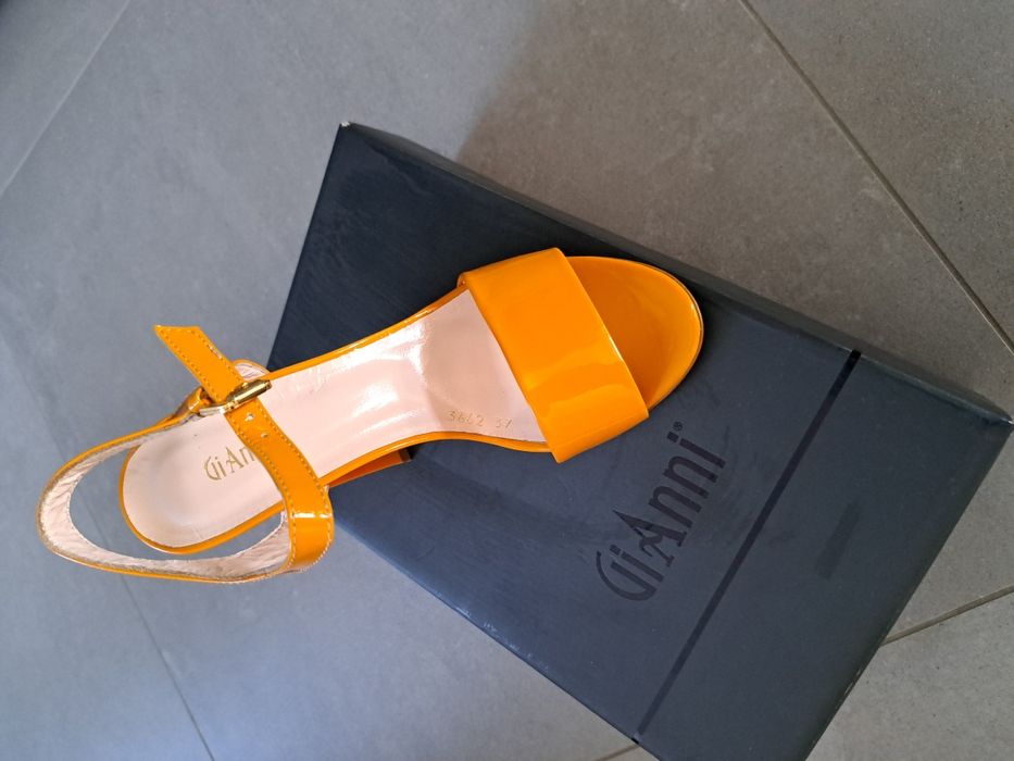 Дамски обувки  GiAnni