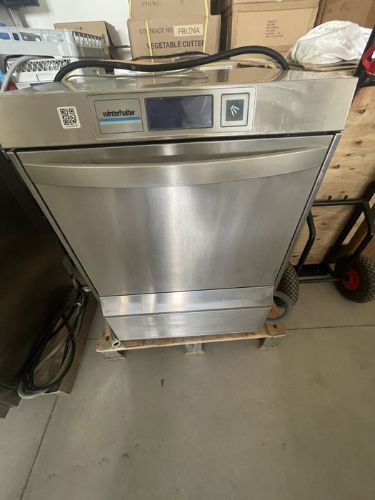 Професионална Съдомиялна/Чашомиялна Winterhalter UC-L/UC-M 20 бр