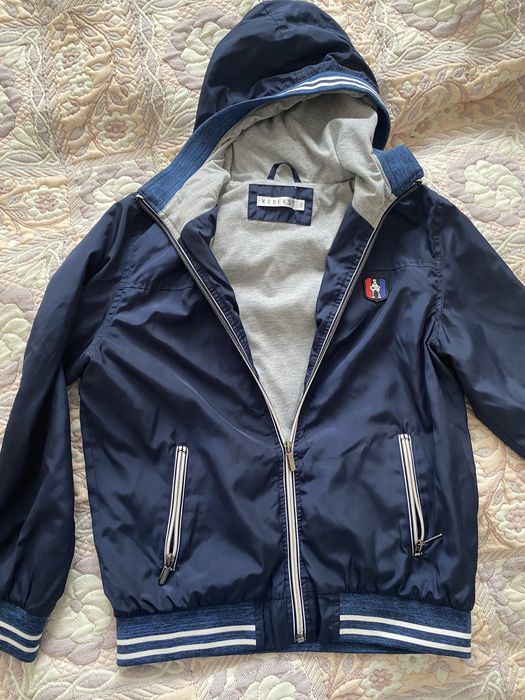 Продам ветровку на мальчика