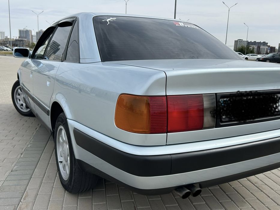 Продам Ауди 100 с4