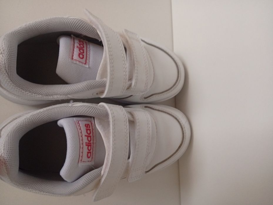 Pantofi Adidas fete; Marimea 28