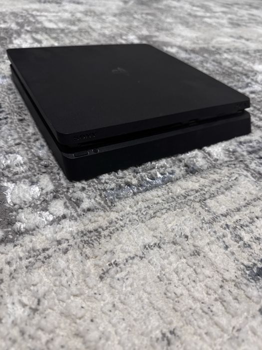 Pleystation 4 500 gb