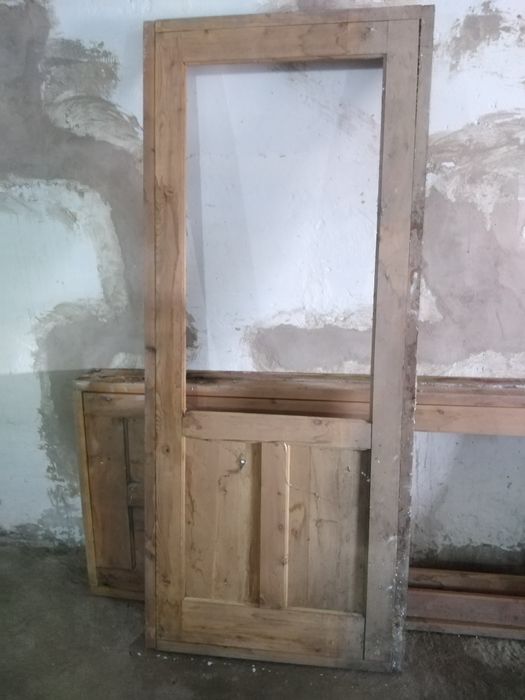 Окна и двери (деревяные)