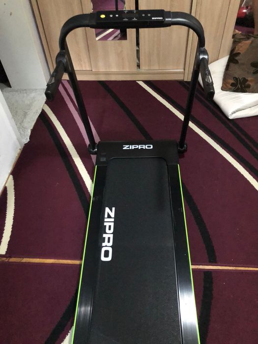 Banda de alergat Zipro Jogger 1.0-16.0 km/h, 12 programe automate