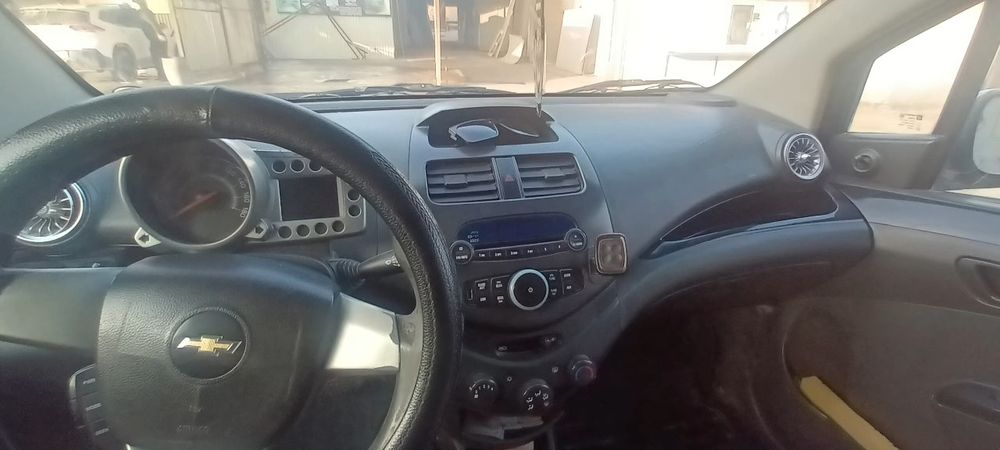 Спарк автомат коробка сотилади