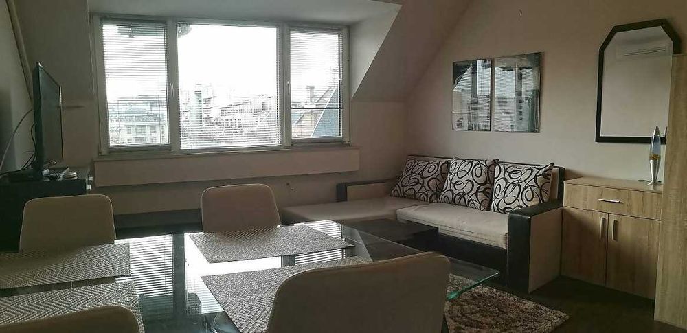 Тристаен апартамент Каменица 2