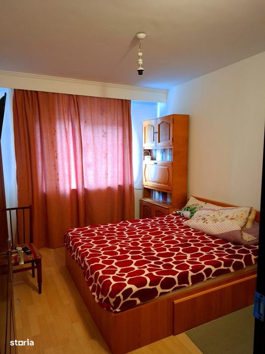 3 camere Craiovei , Decomandat / Centrală , mobilat / utilat