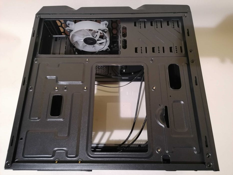 PC i5  8 gb Ram + carcasa Segotep