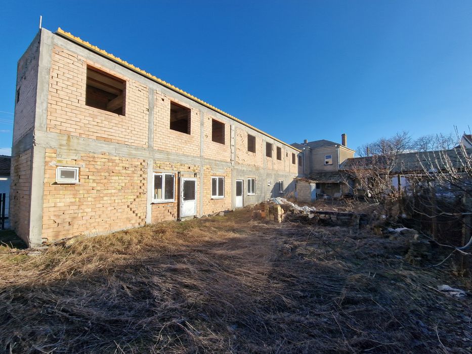 Продава се Къща в с. Имренчево, Област Шумен - 375 кв.м за 254 €/кв.м - Снимка #2