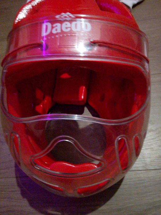 Шлем для единоборств, 8-14