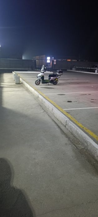 Elektron skuter sotiladi