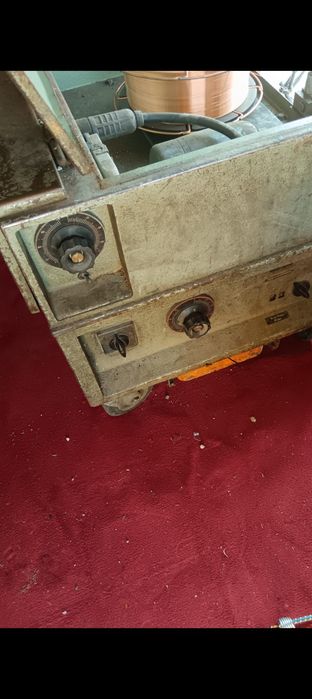 Vând aparat de sudura profesional