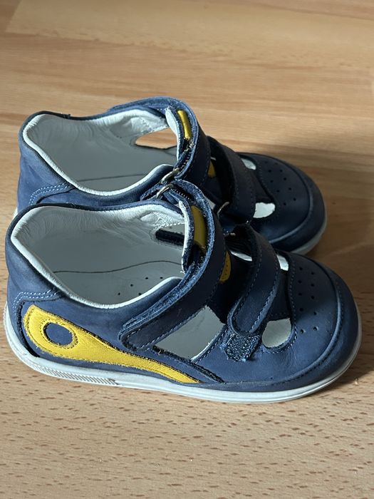 Sandale / pantofi de vara copii, marime 24, piele interior&exterior, impecabili