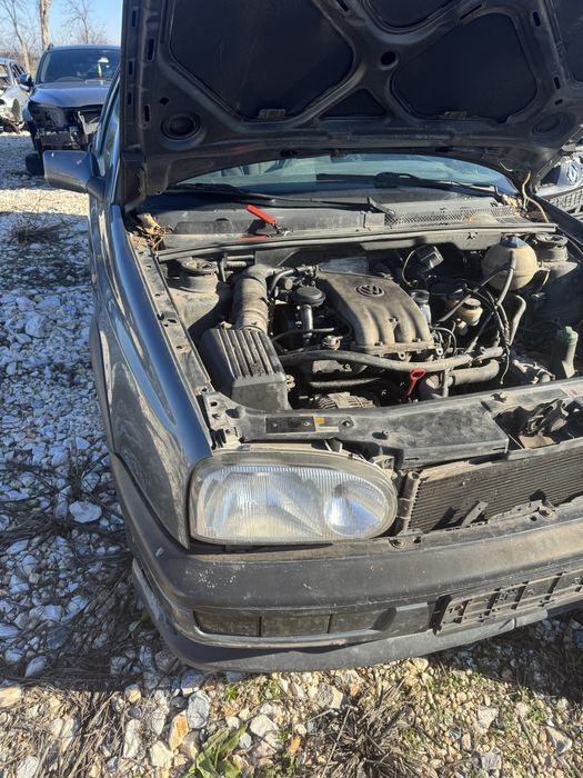 Volkswagen golf 3 1.6I 101кс