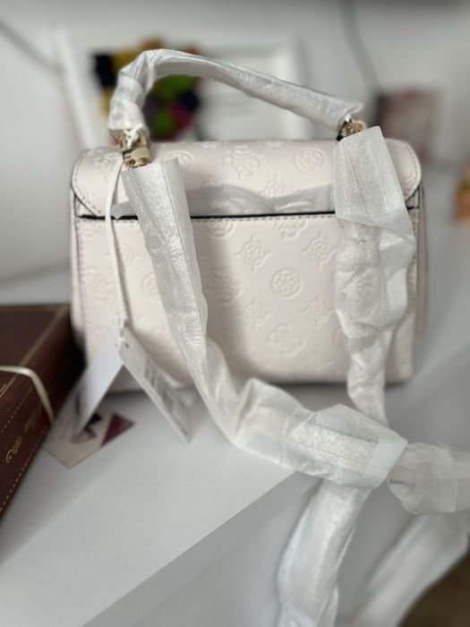 Geantă Guess de mână și de umăr