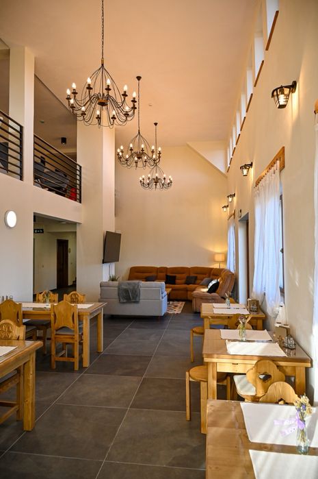 Paște la munte în Apuseni – cabană de lux cu SPA