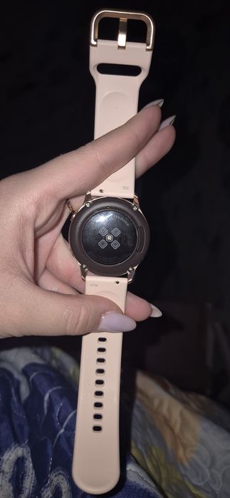 Смарт часы Samsung Watch Active