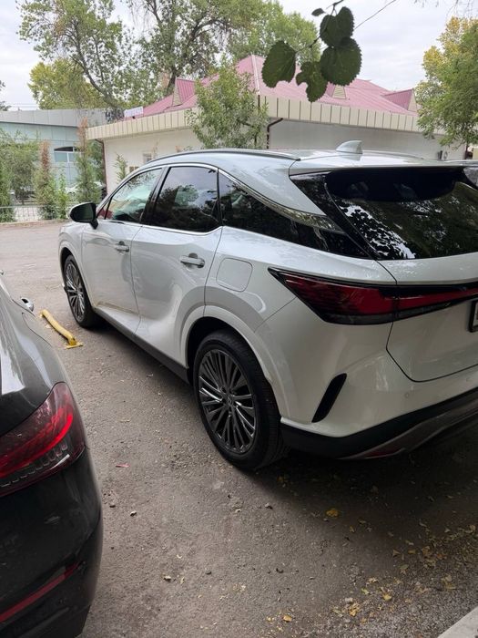 Продам Lexus Rx 350h Gibrid 2024 full Luxury Full