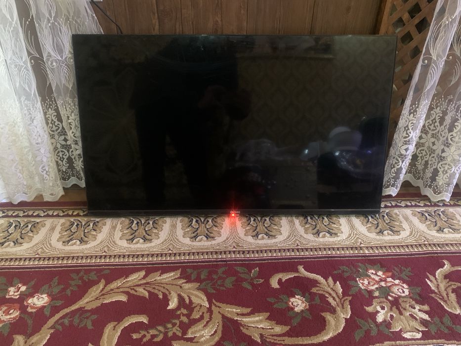 Televizor sotiladi KONIG 44