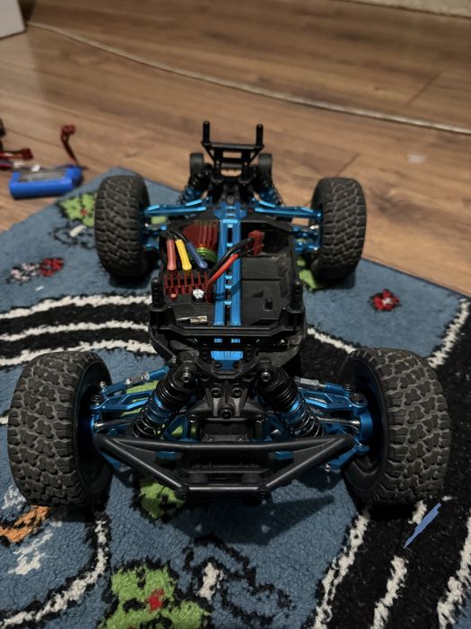 Rc машинка с метал деталями