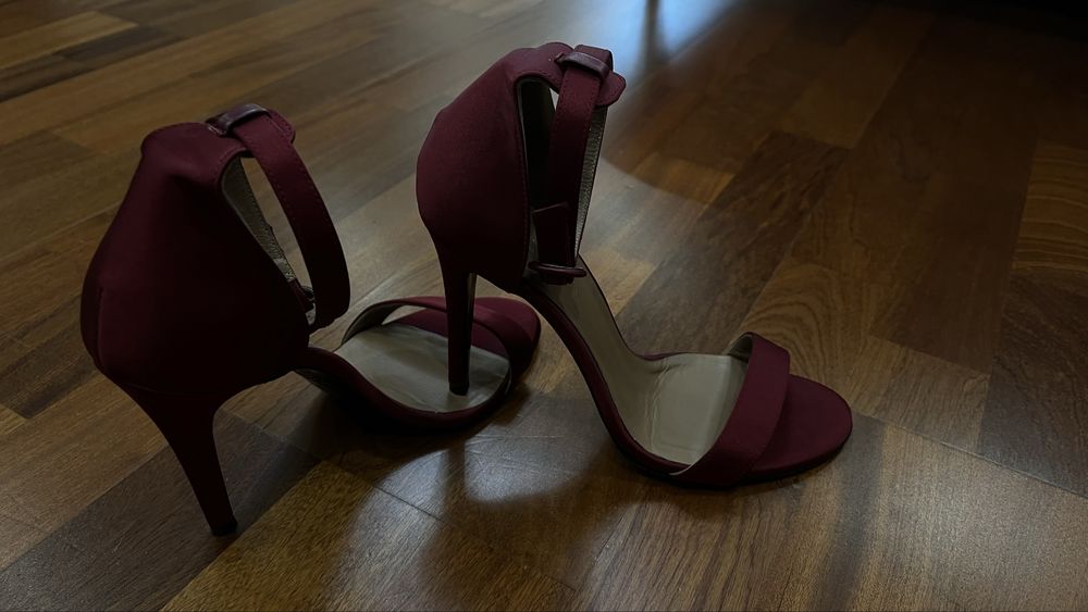 Sandale dama Escada