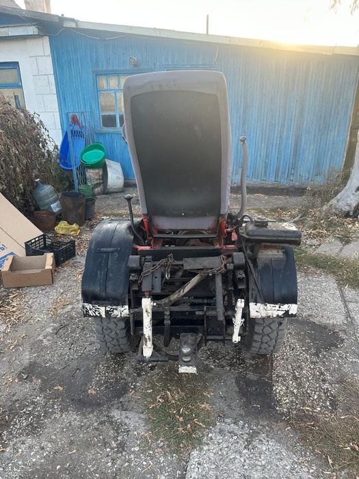 Трактор сельскохозяйственный