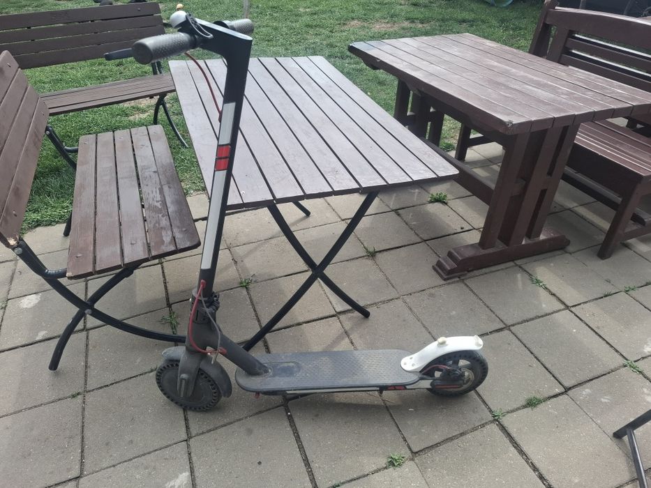 Xiaomi M365 - Baterie IMPECABILĂ (20km+ autonomie)