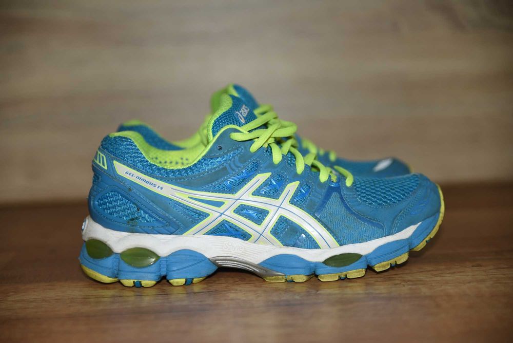 Asics Оригинални дамски маратонки 38 номер сини