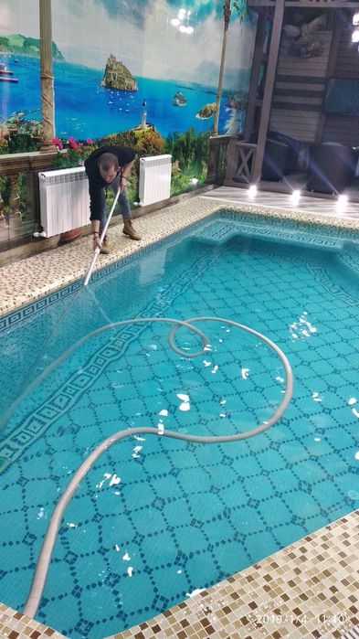 Постройки Бассейна