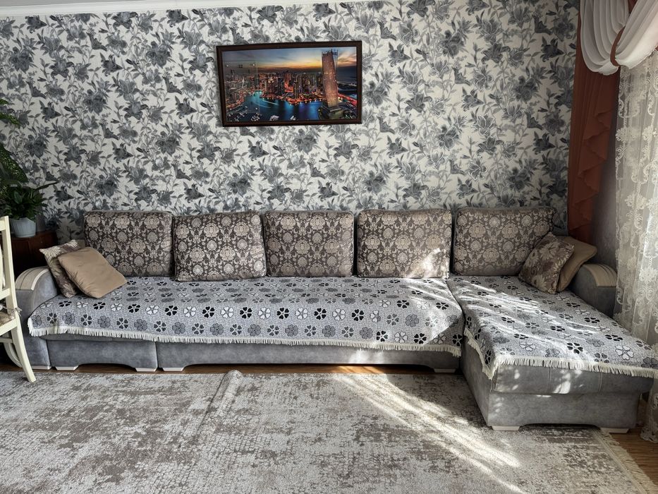 Диван в гостинную