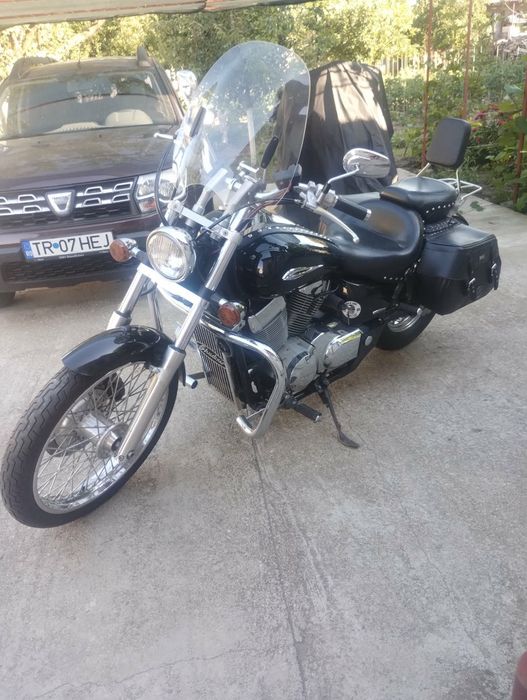 Honda shadow spirit 750