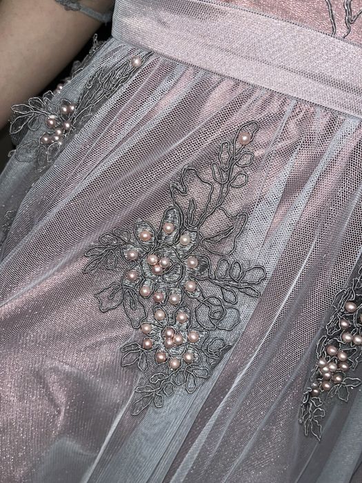 Платье вечернее, с биркой, не надевалось