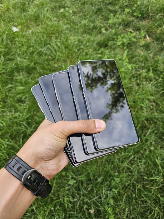 Samsung Galaxy S10 Plus 5G. 256 GB. Batare 4500. Garantya bor. Aybi yo