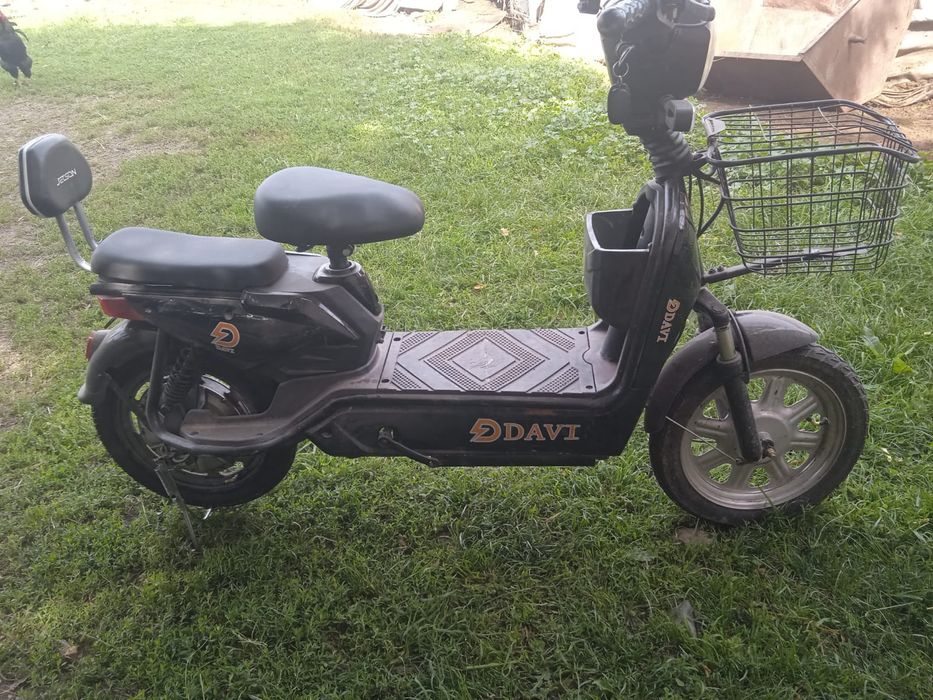 Продам скутер не на ходу