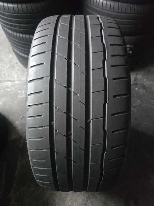Hankook 235/40 R19 96W vară