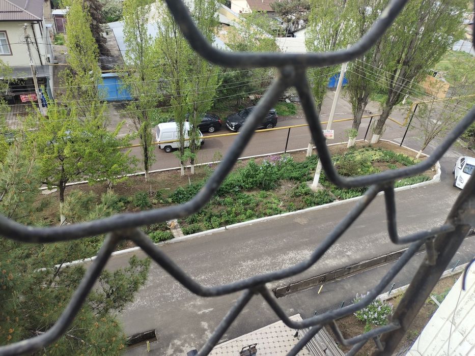 Parkentskiy bozor orqasida kvartira 2_3/4/9