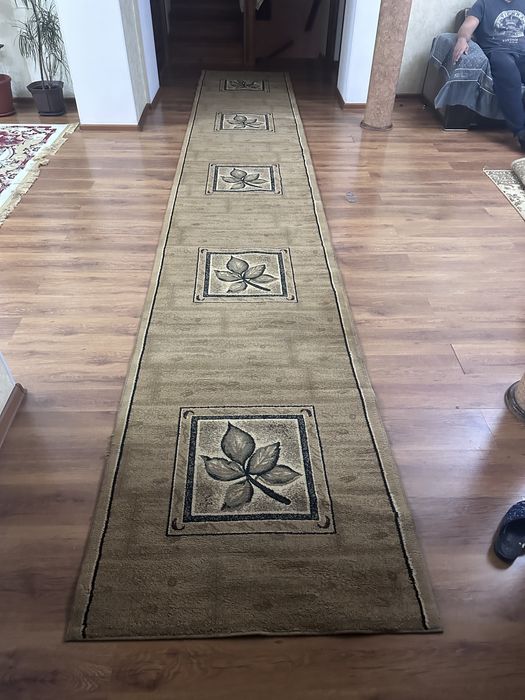 Продаются ковры  и дорожки