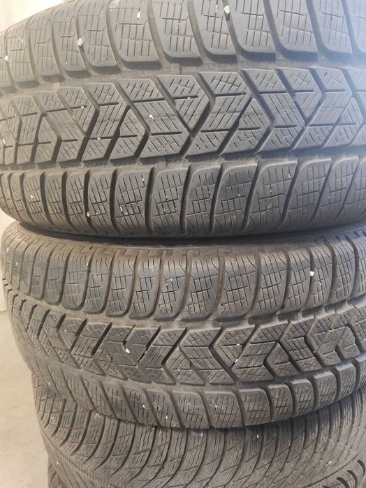 2бр. зимни гуми 255/55/19 Pirelli
