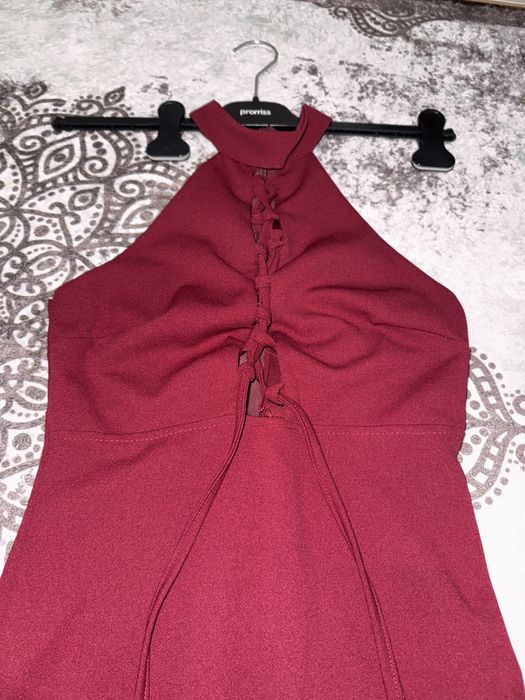 Рокля бордо