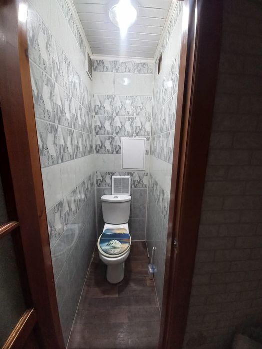 Продам  -- квартиру