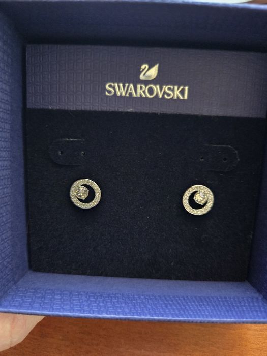 Обици SWAROVSKI нови с кутия